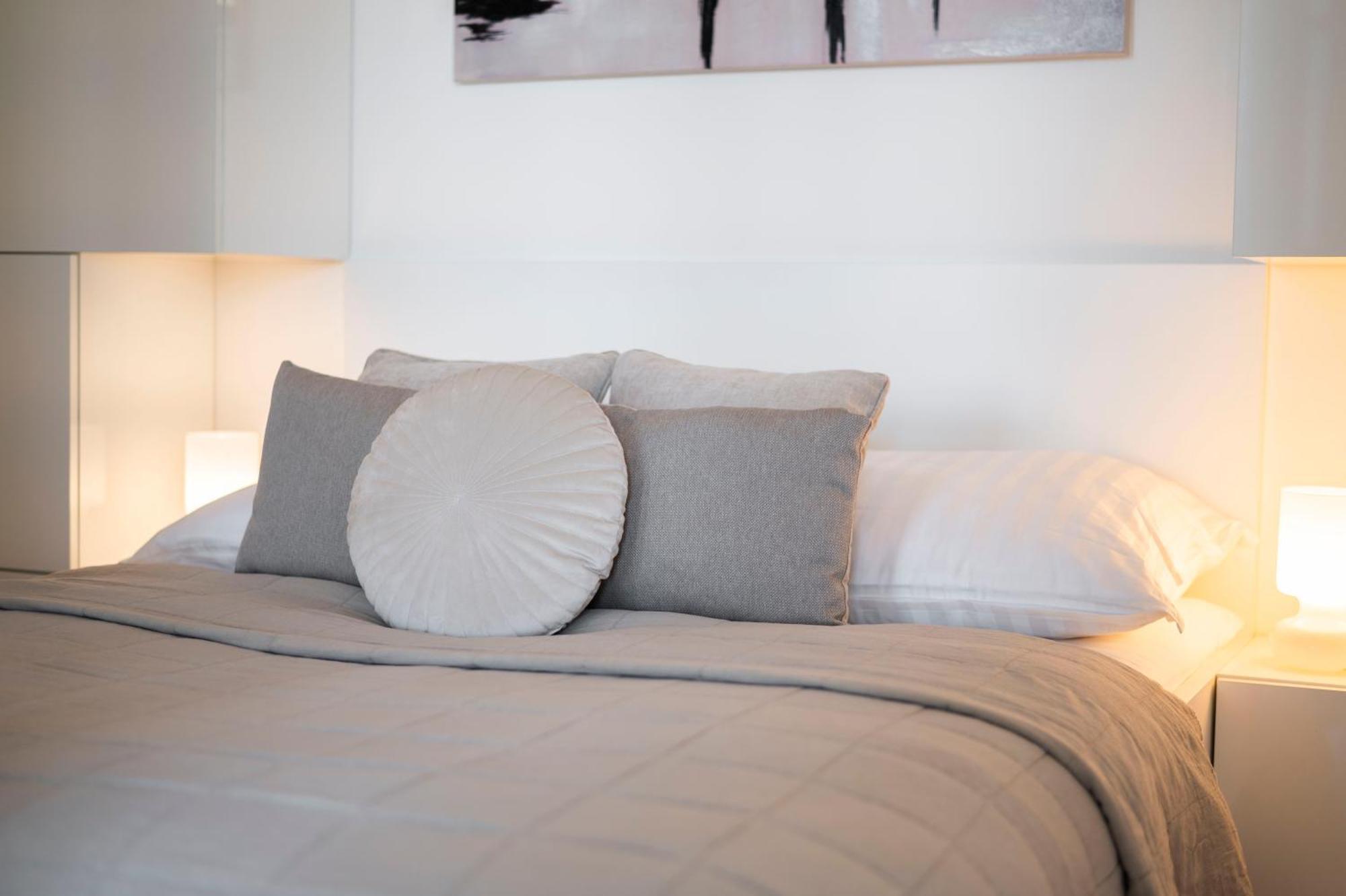 Luxury 1Bdrm On The 28Th Floor Apartment Bratislava Ngoại thất bức ảnh